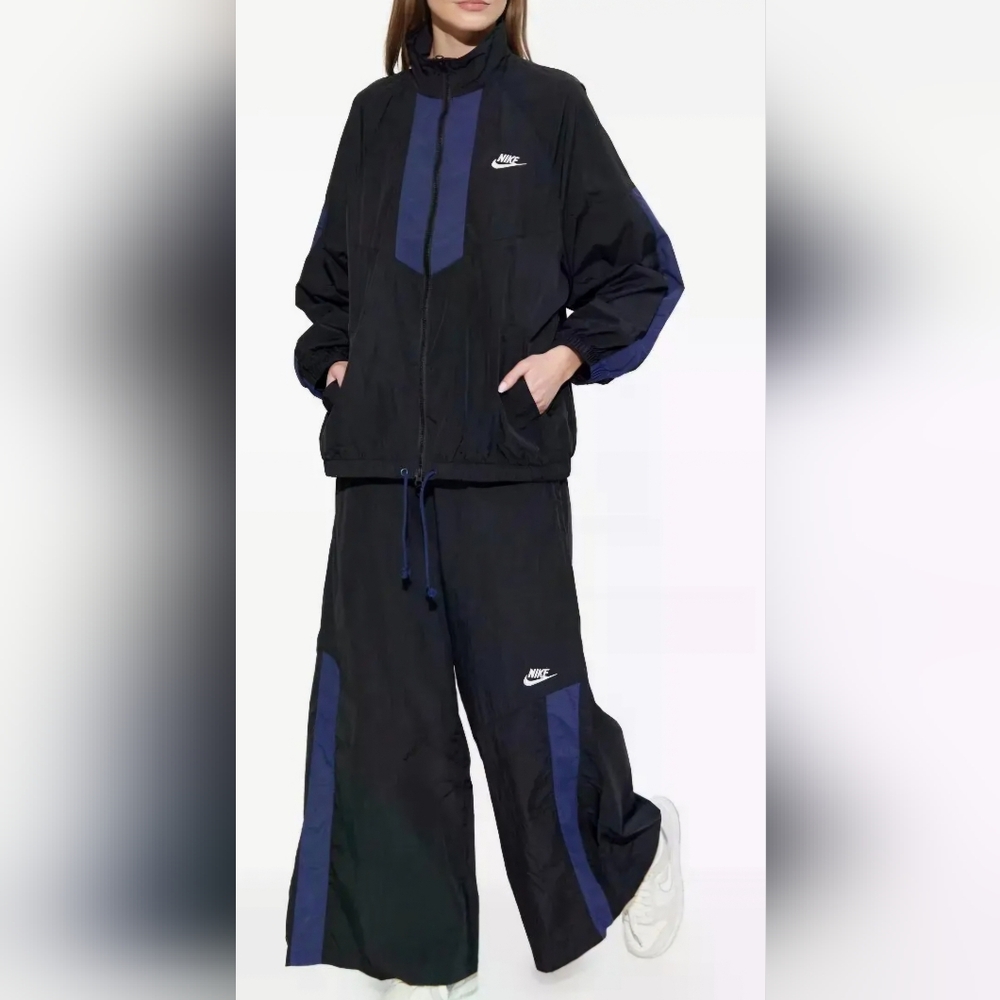 Nike Women's Black Blue Tracksuit SET